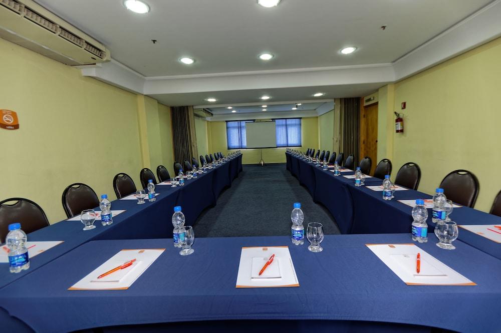 Sables Hotel Guarulhos Bagian luar foto